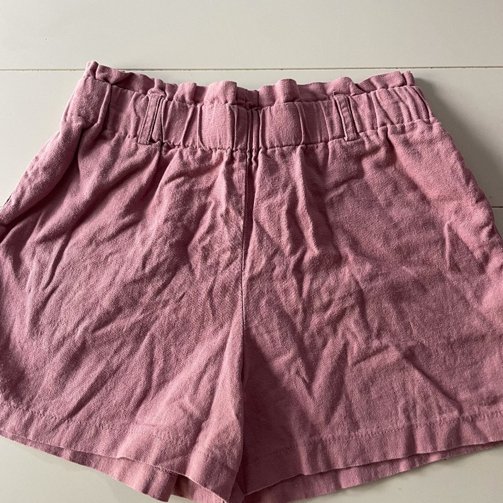 HAVE pink short
